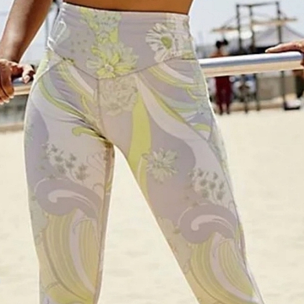 Free People Movement Wave Crush Legging in Bright Lime Combo - Picture 3 of 4